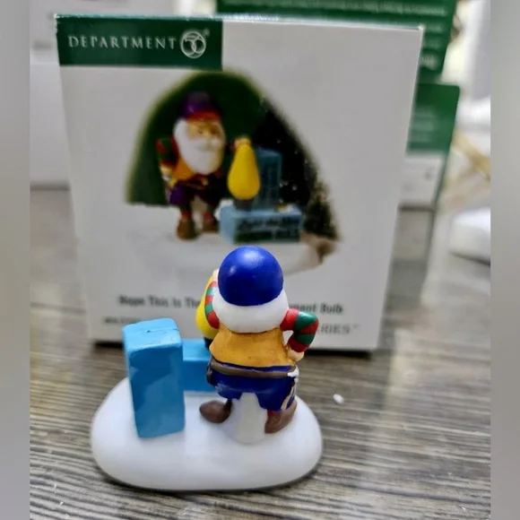 Department 56 Hope This Is The Correct Replacement Bulb - Picture 3 of 7